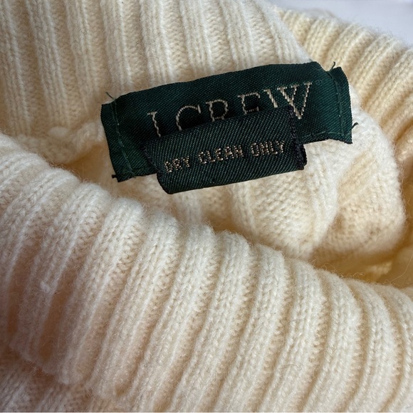 J CREW S 100% Lambswool Cable Knit Sweater Mock Turtleneck Cream Size Small - Picture 9 of 10